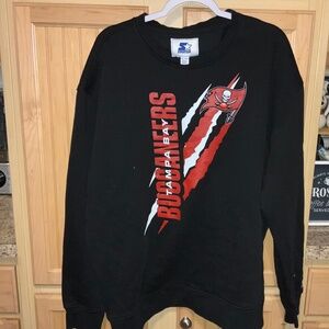 STARTER TAMPA BAY BUCCANEERS MENS BLACK COLOR SCRATCH CREW SWEATSHIRT
